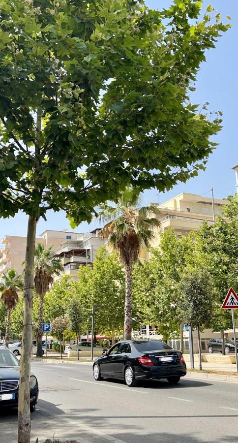 Guest House Sala Durres Exterior photo